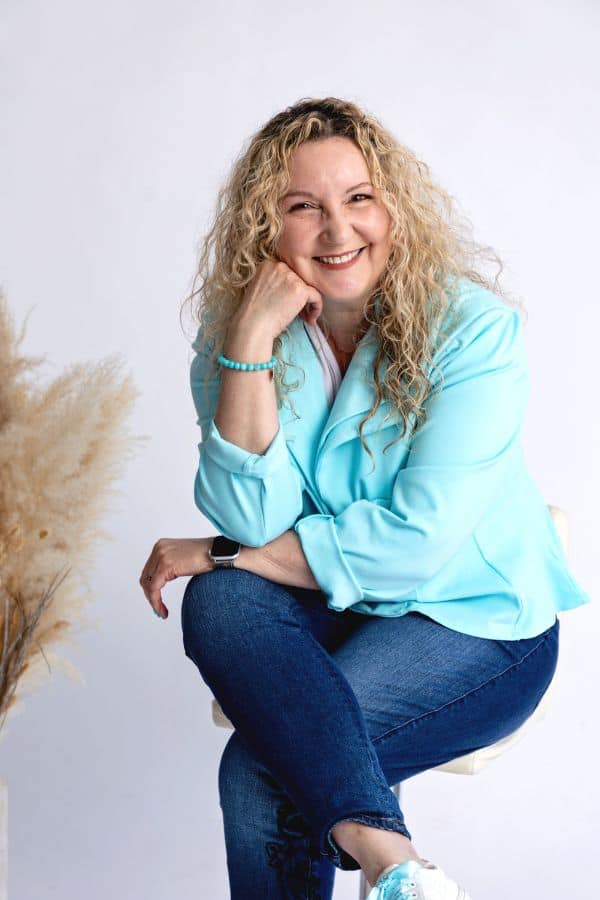 Jane Felkel Hot diggity Dog Walker owner